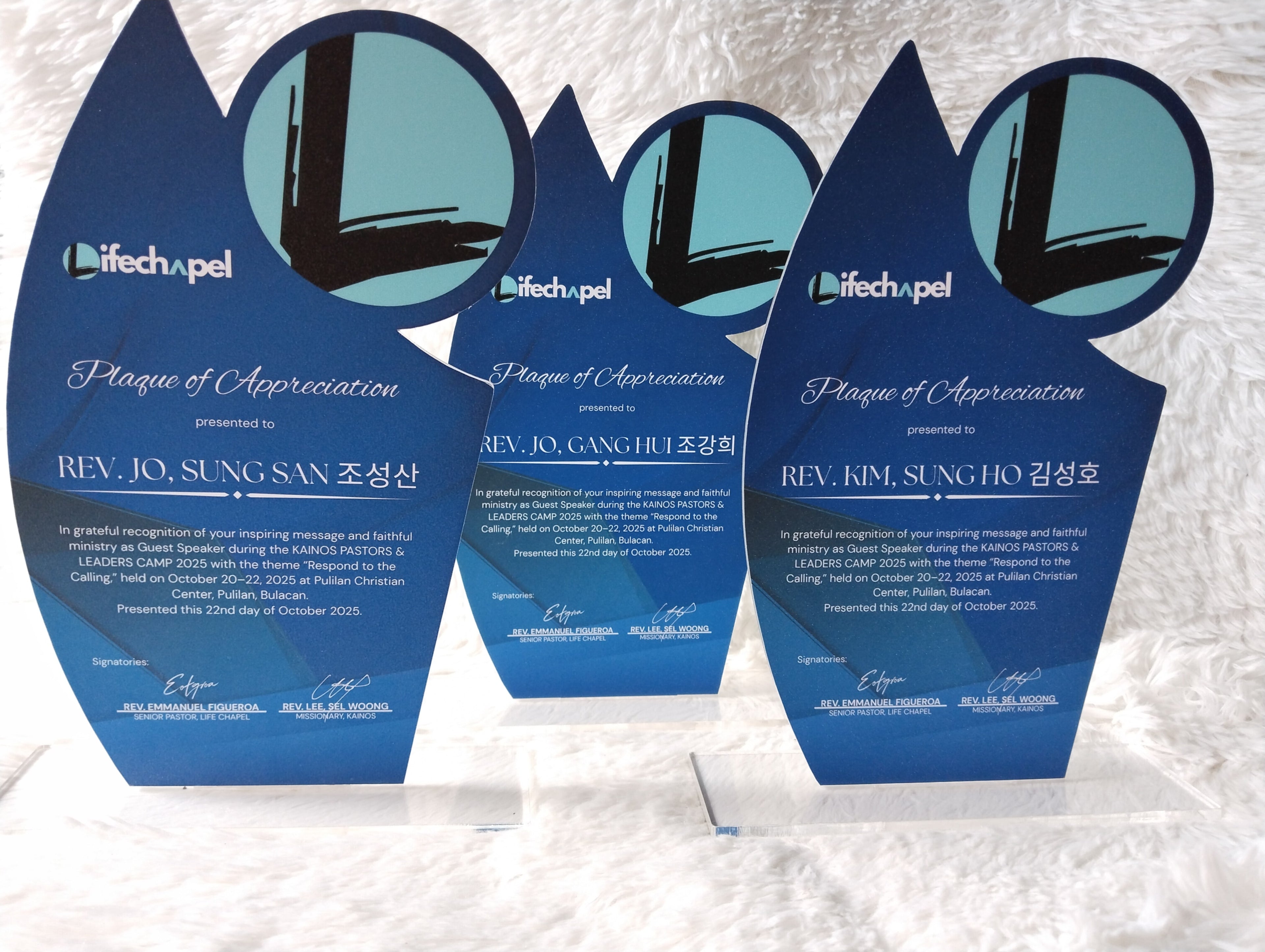 Acrylic- Based trophy Design 2